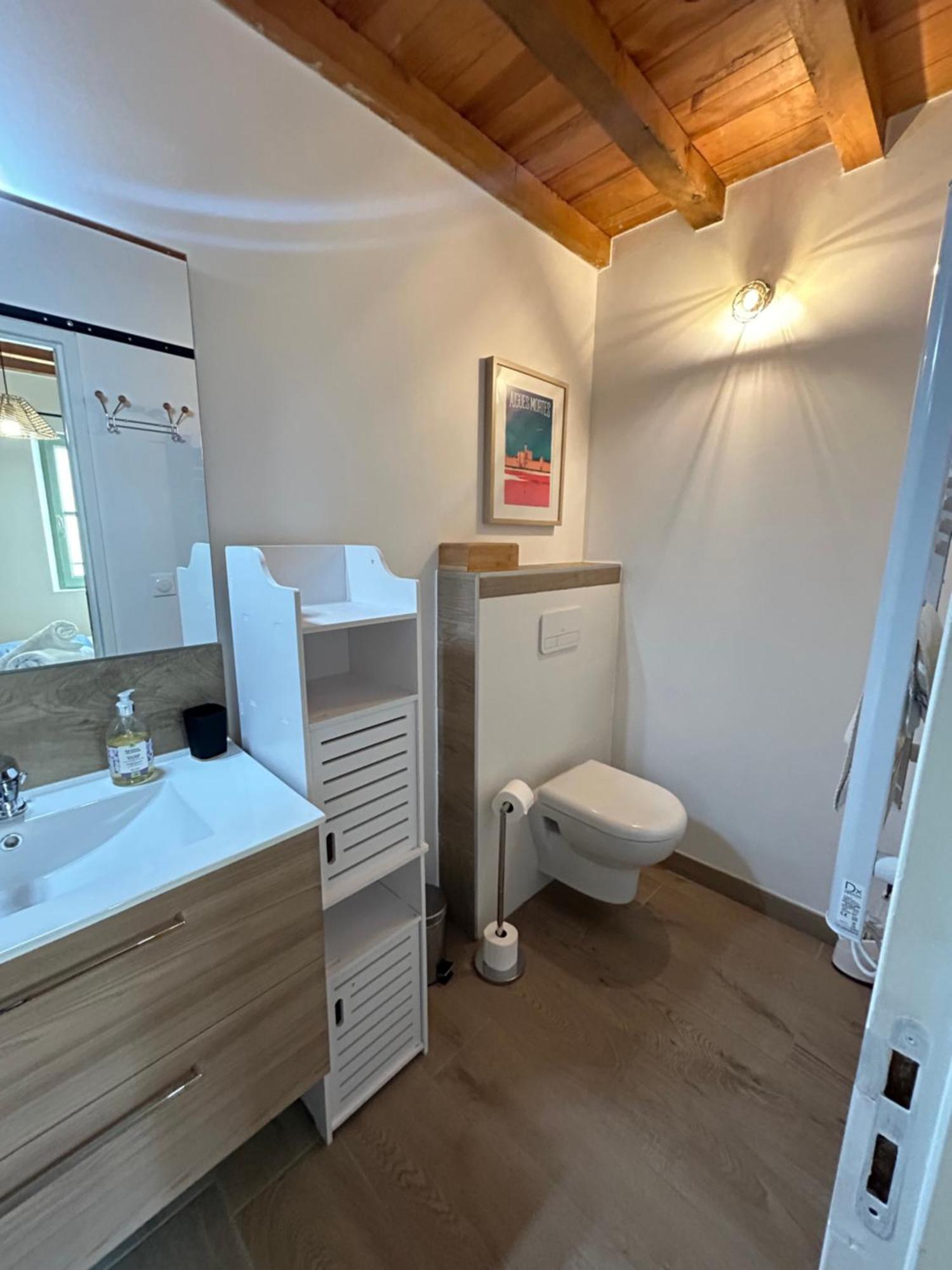 Chez Sam Et L'as Du Forum, Centre Apartment Arles